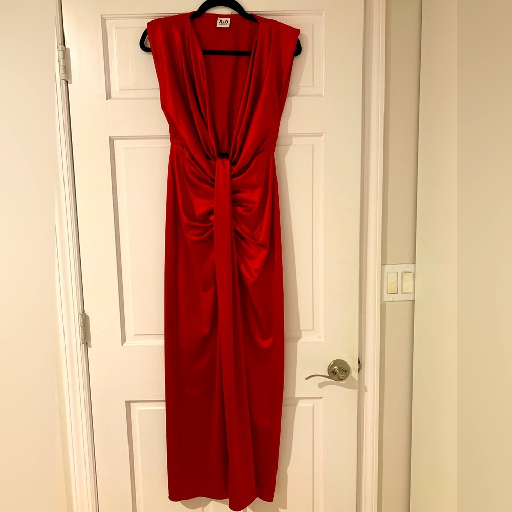 Red Gauged maxi length dress. Worn once. Perfect for a fun formal holiday look!